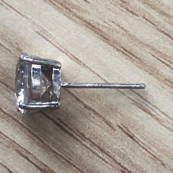 One 3 ct. size (approx) cubic zirconia stud. Super sparkly! - Picture 16 of 16
